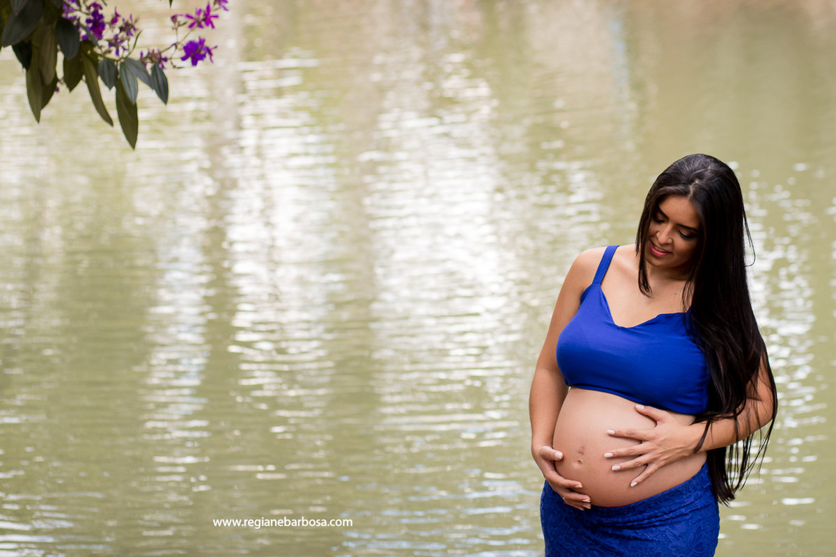 Gestacao fotografia de gestante em cruzeiro ao ar livre natureza espontaneidade regiane barbosa fotografia