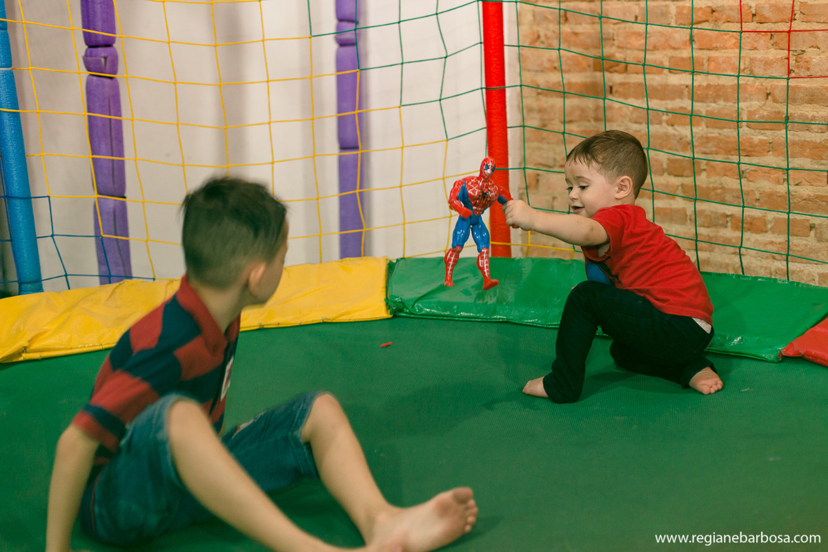 Aniversario infantil homem aranha buffet carinhoso cruzeiro sp Regiane Barbosa fotografia