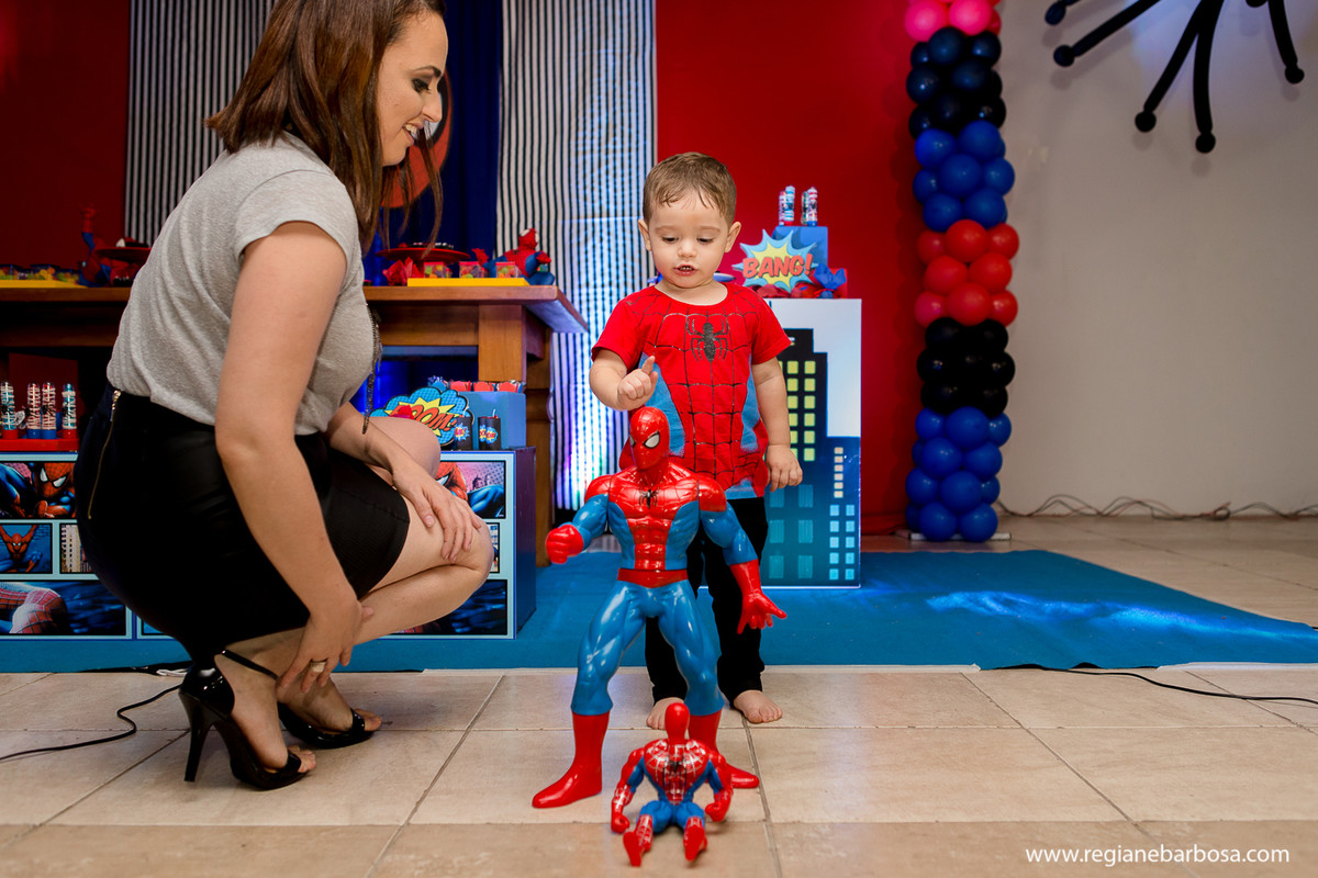 Aniversario infantil homem aranha buffet carinhoso cruzeiro sp Regiane Barbosa fotografia