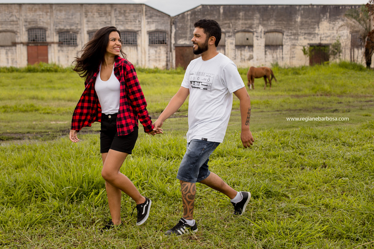 Fotografia de Casal Cruzeiro SP Regiane Barbosa fotografa de casamentos vale do paraiba