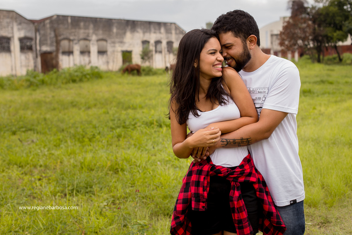 Fotografia de Casal Cruzeiro SP Regiane Barbosa fotografa de casamentos vale do paraiba