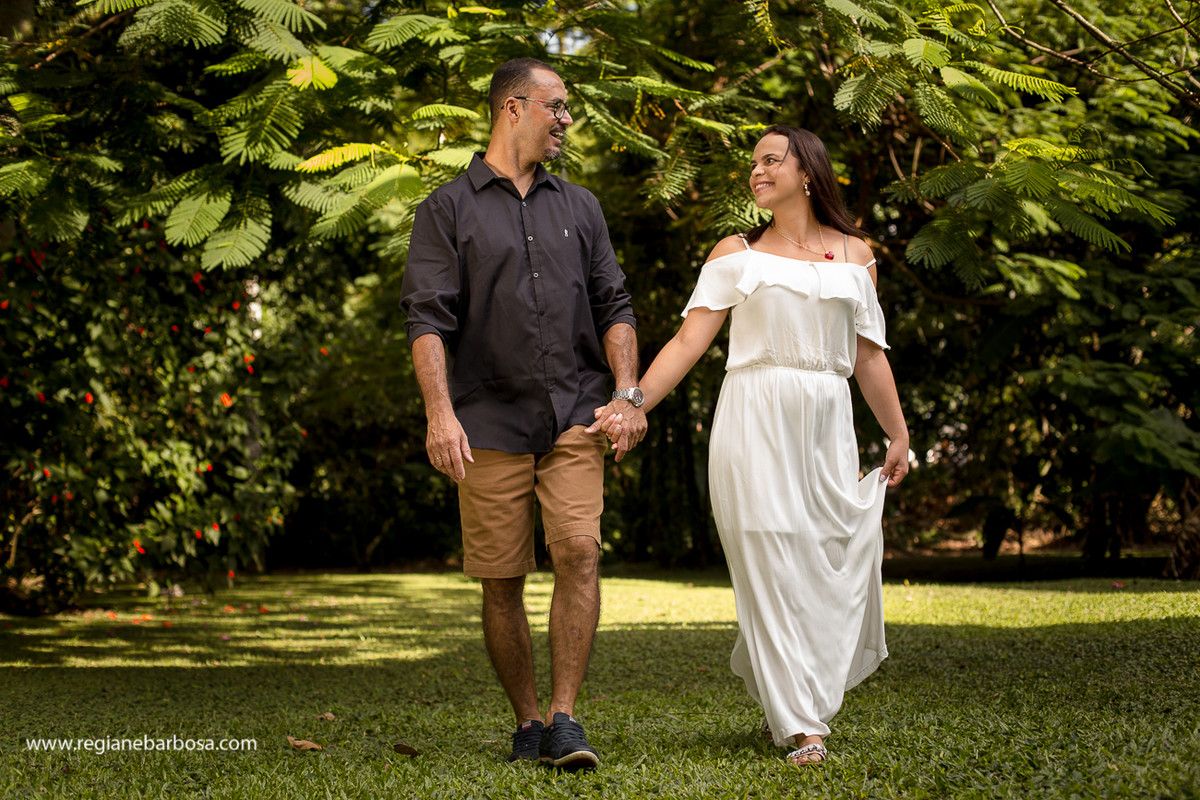 Pousada do Lago Penedo RJ verde fotografia de casal Regiane Barbosa Fotografa de Casamentos