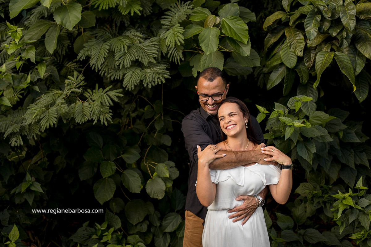 Pousada do Lago Penedo RJ verde fotografia de casal Regiane Barbosa Fotografa de Casamentos