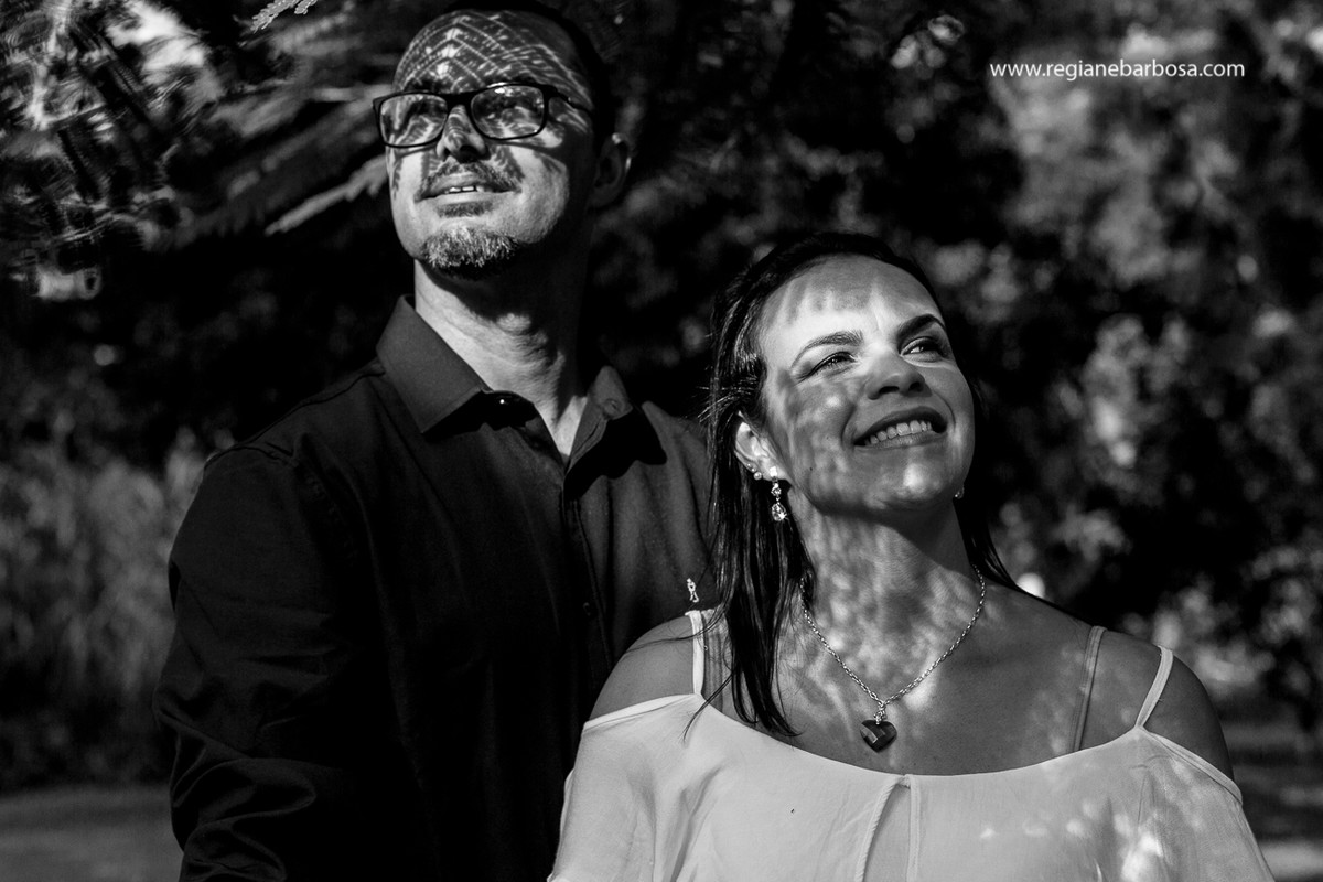 Pousada do Lago Penedo RJ verde fotografia de casal Regiane Barbosa Fotografa de Casamentos