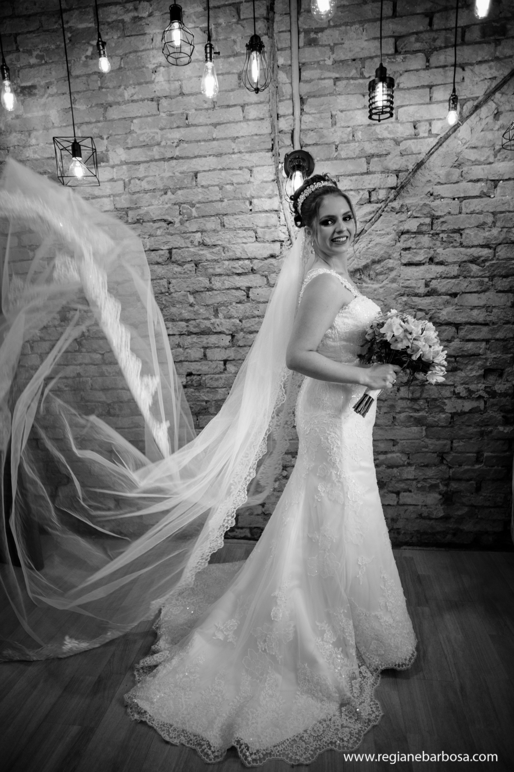 Casamento Igreja Santa Cecilia Cruzeiro SP Festa Hipica Cachoeira Paulista Madrinhas Marsala Danca dos padrinhos Regiane Barbosa Fotografa de Casamentos Vale do Paraiba