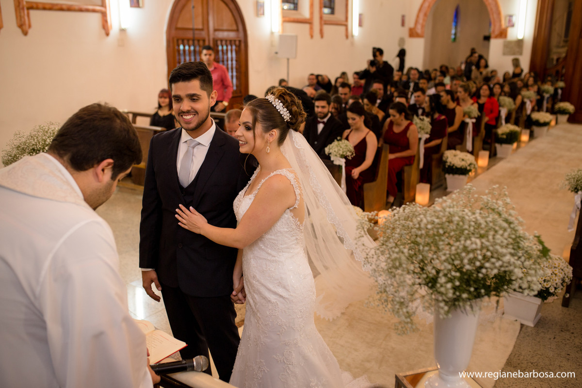 Casamento Igreja Santa Cecilia Cruzeiro SP Festa Hipica Cachoeira Paulista Madrinhas Marsala Danca dos padrinhos Regiane Barbosa Fotografa de Casamentos Vale do Paraiba