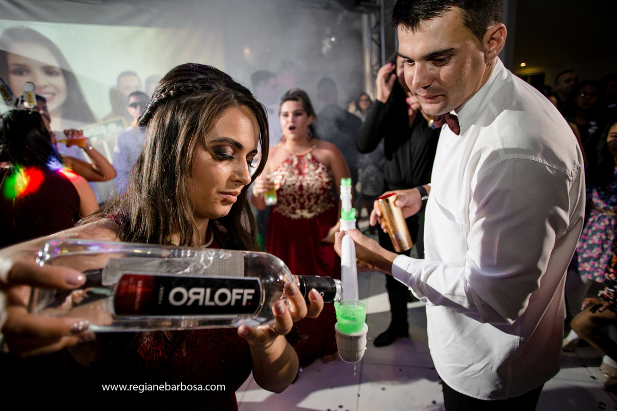 Casamento Igreja Santa Cecilia Cruzeiro SP Festa Hipica Cachoeira Paulista Madrinhas Marsala Danca dos padrinhos Regiane Barbosa Fotografa de Casamentos Vale do Paraiba