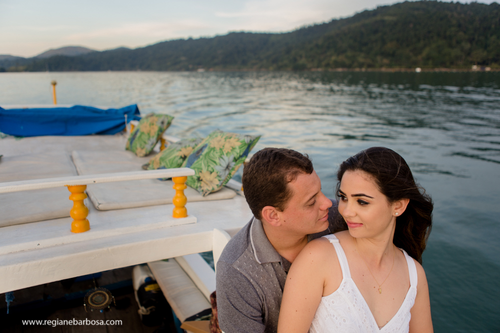 Fotografia de Casal Paraty RJ Regiane Barbosa Fotografa de Casamentos Vale do Paraiba