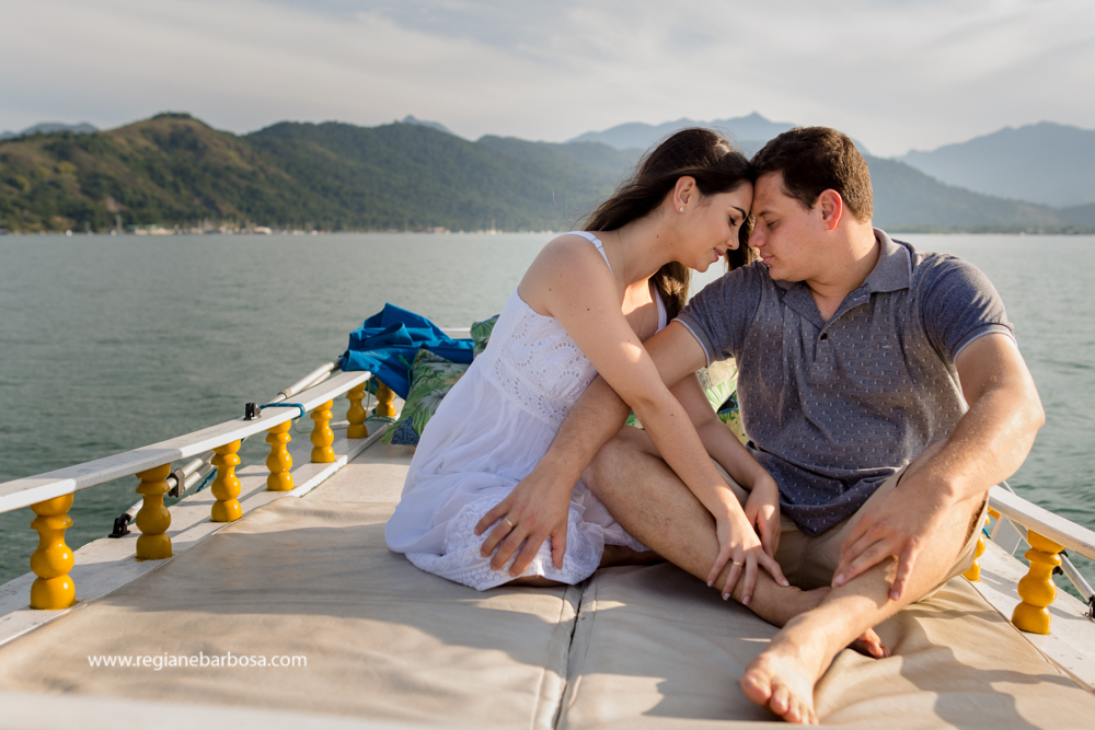 Fotografia de Casal Paraty RJ Regiane Barbosa Fotografa de Casamentos Vale do Paraiba