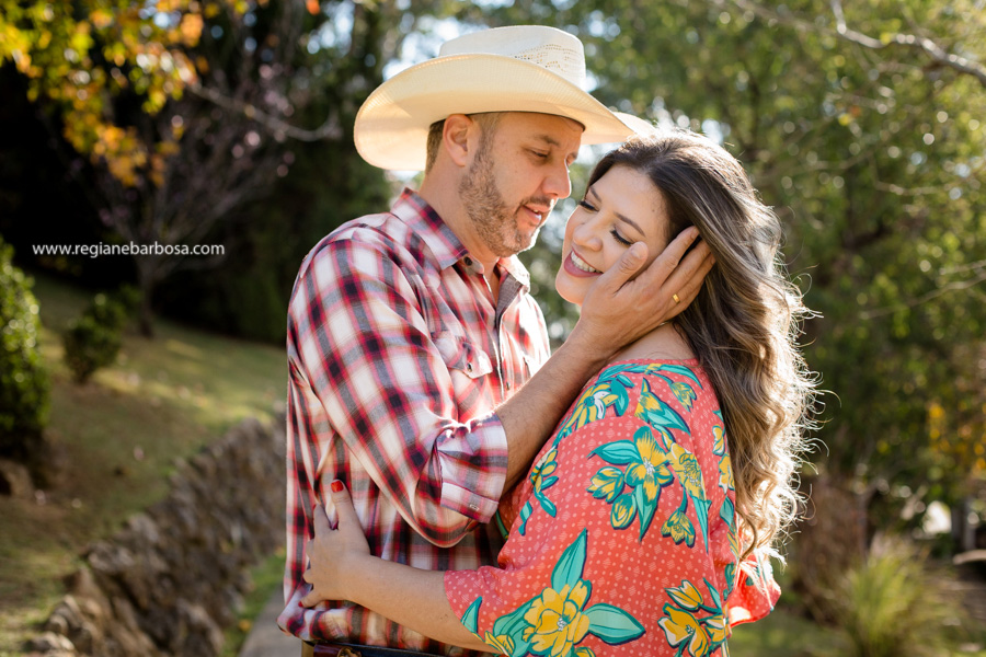 Ensaio de Casal Parque Eco Vale Santo Antonio do Pinhal SP Fotografa de Casamentos Regiane Barbosa Vale do Paraiba e Regiao