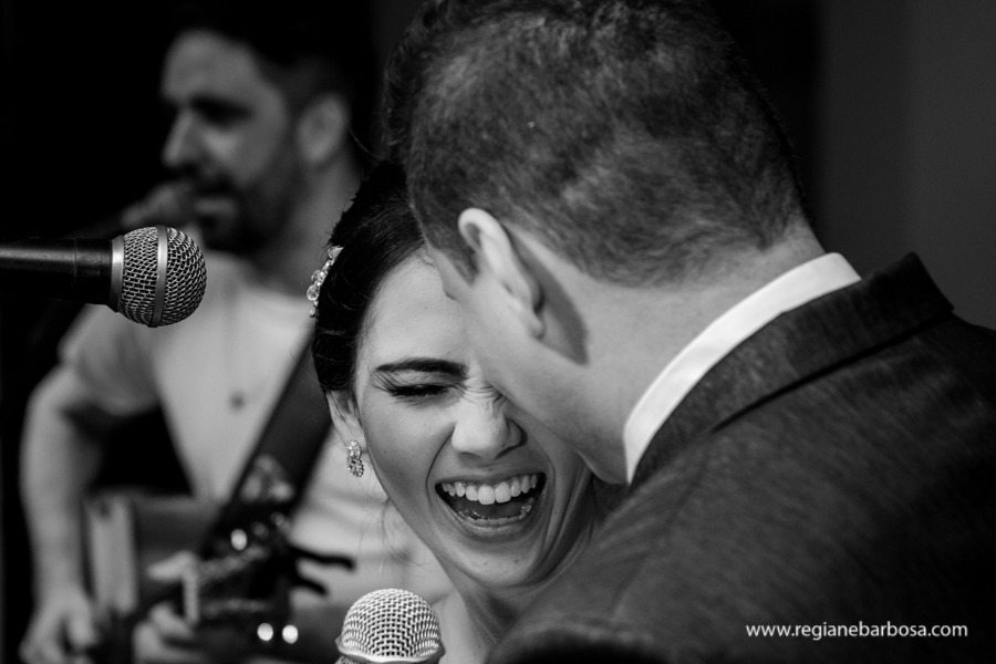 noivos cantam
