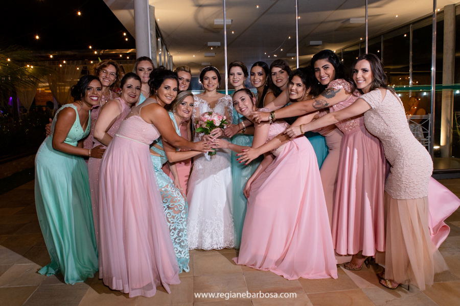 madrinhas com vestido tom pastel