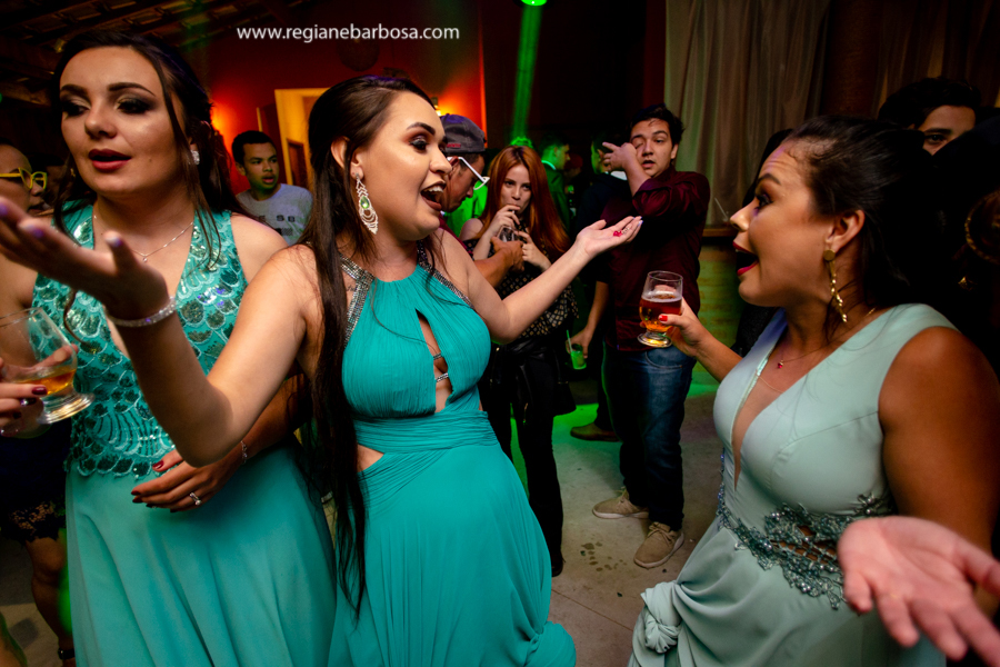 casamento em Cruzeiro no espaço de festas Aloha Regiane Barbosa Fotografia