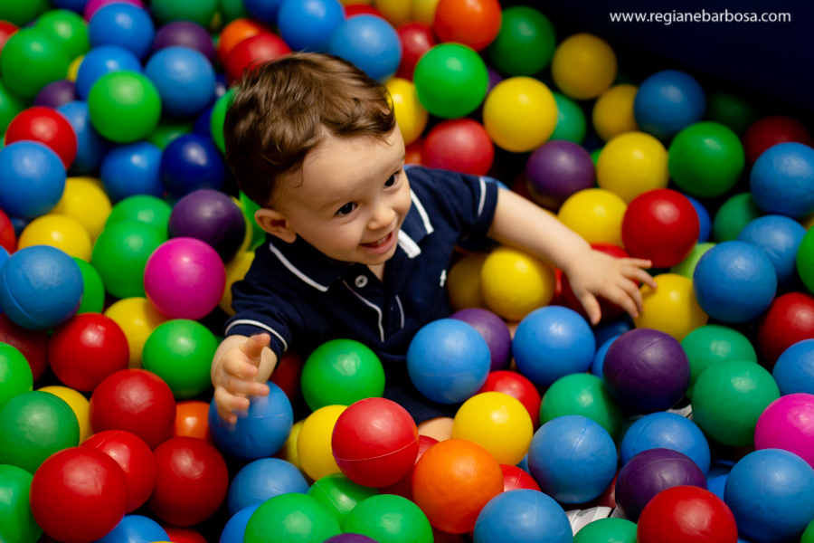 festa de 1 ano circo vermelho azul e amarelo Fabrica de sonhos Cruzeiro Regiane Barbosa Fotografia