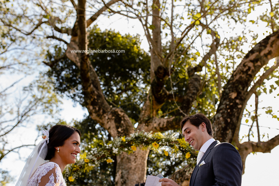 Casamento na Fazenda Gomeral Guaratingueta SP Regiane Barbosa Fotografia Votos do casal