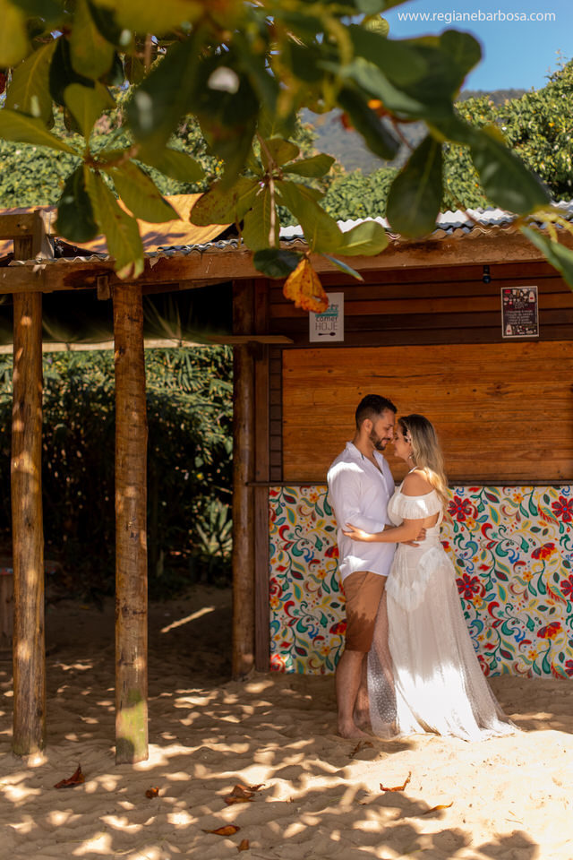 Ensaio pre casamento ubatuba praia do prumirim 