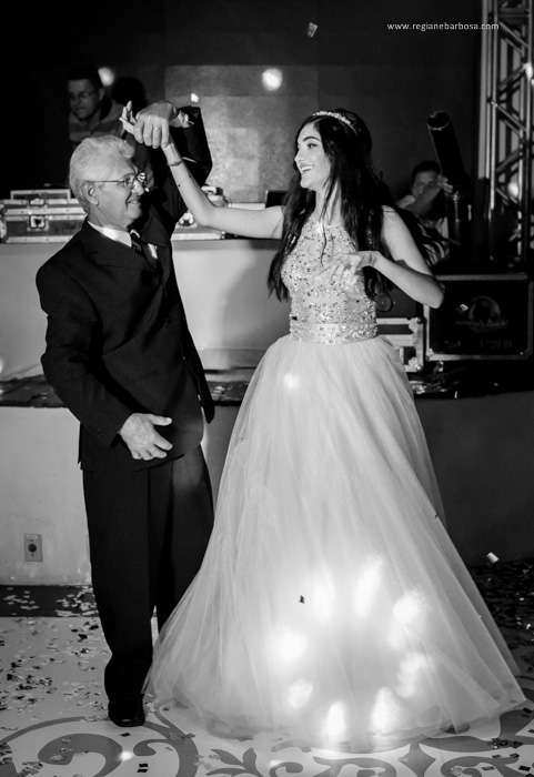 Debutante decoração azul tiffany e amarelo moveis espelhados de bom gosto pousada flor da serra cruzeiro sp regiane barbosa fotografia