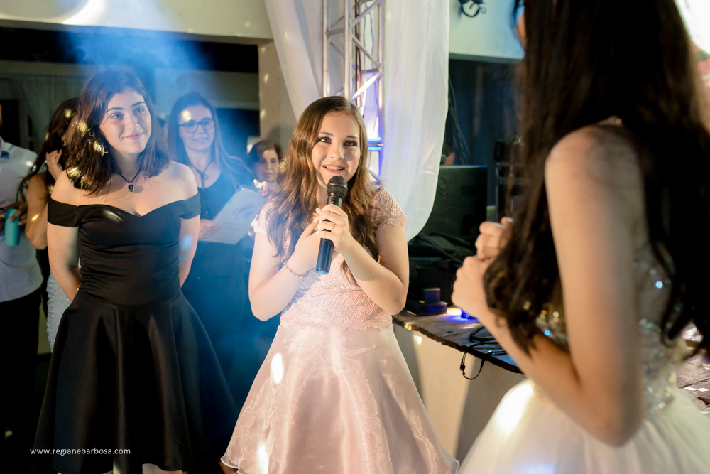 Debutante decoração azul tiffany e amarelo moveis espelhados de bom gosto pousada flor da serra cruzeiro sp regiane barbosa fotografia