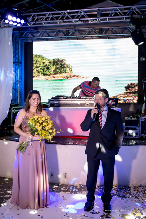 Debutante decoração azul tiffany e amarelo moveis espelhados de bom gosto pousada flor da serra cruzeiro sp regiane barbosa fotografia