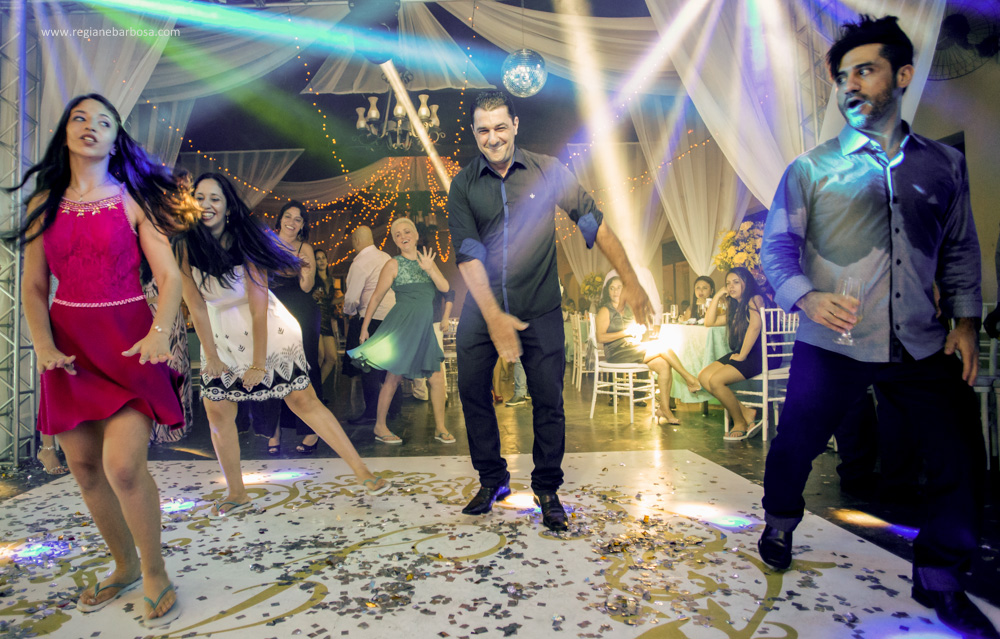 Debutante decoração azul tiffany e amarelo moveis espelhados de bom gosto pousada flor da serra cruzeiro sp regiane barbosa fotografia