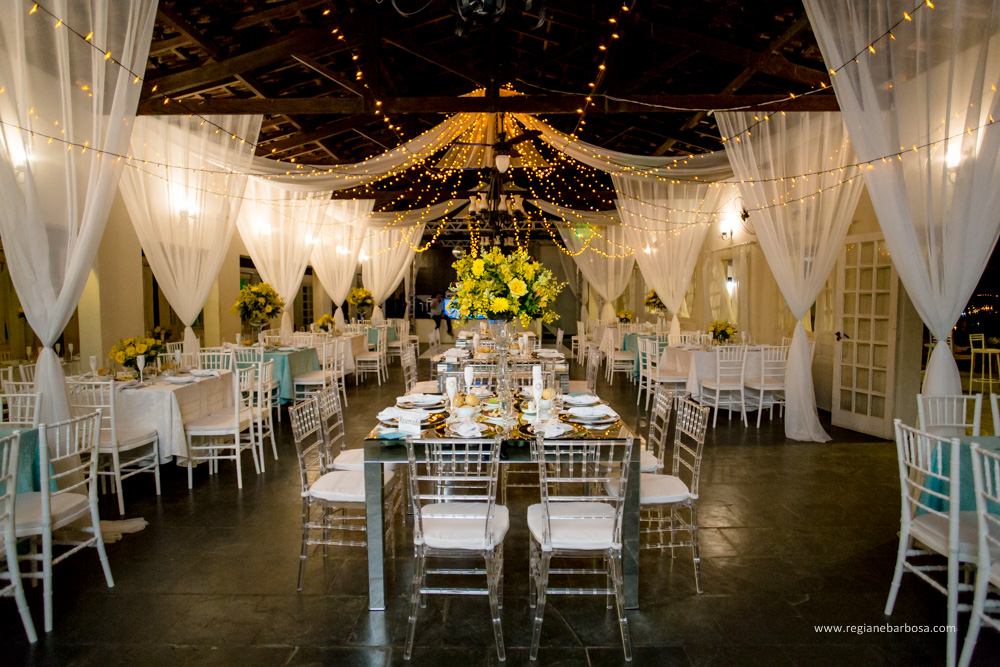 Debutante decoração azul tiffany e amarelo moveis espelhados de bom gosto pousada flor da serra cruzeiro sp regiane barbosa fotografia