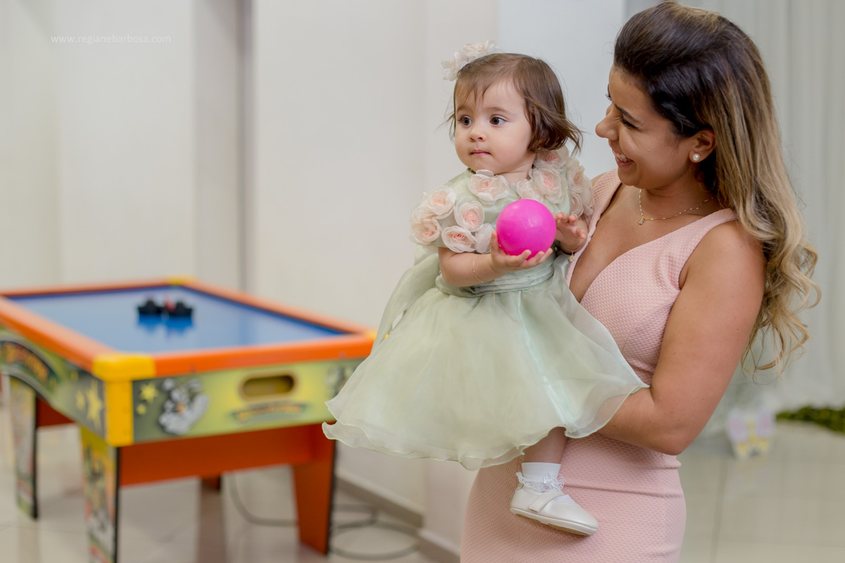 Aniversario de 1 Ano Jardim de Luxo Cores rosa azul amarelo verde tom pastel Fabrica de Sonhos Cruzeiro SP Regiane Barbosa Fotografia
