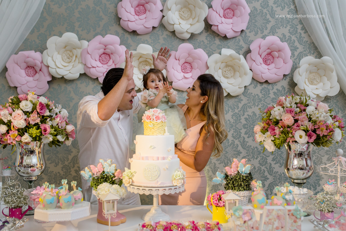 Aniversario de 1 Ano Jardim de Luxo Cores rosa azul amarelo verde tom pastel Fabrica de Sonhos Cruzeiro SP Regiane Barbosa Fotografia