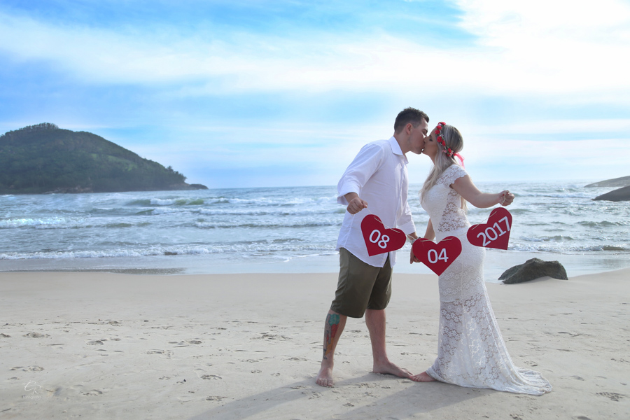 pre wedding - trash the dress - ensaio externo - casamento - praia - amor