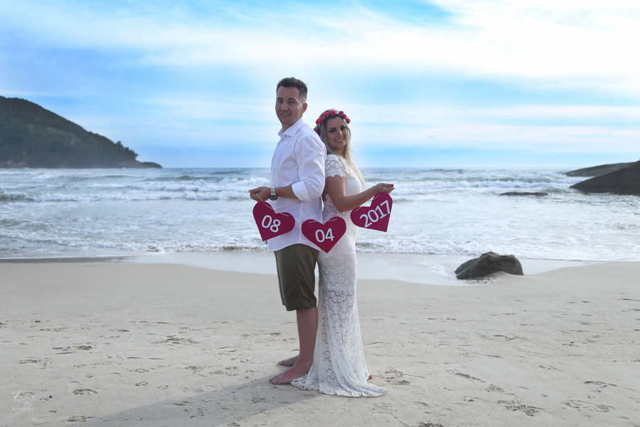 pre wedding - trash the dress - ensaio externo - casamento - praia - amor