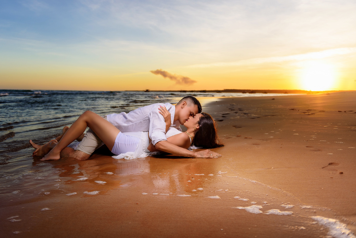 Ensaio de casal na praia