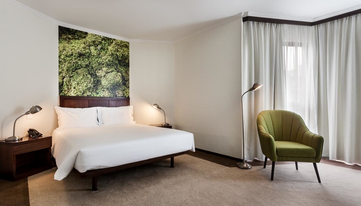 neat hotel avenida, ponta delgada