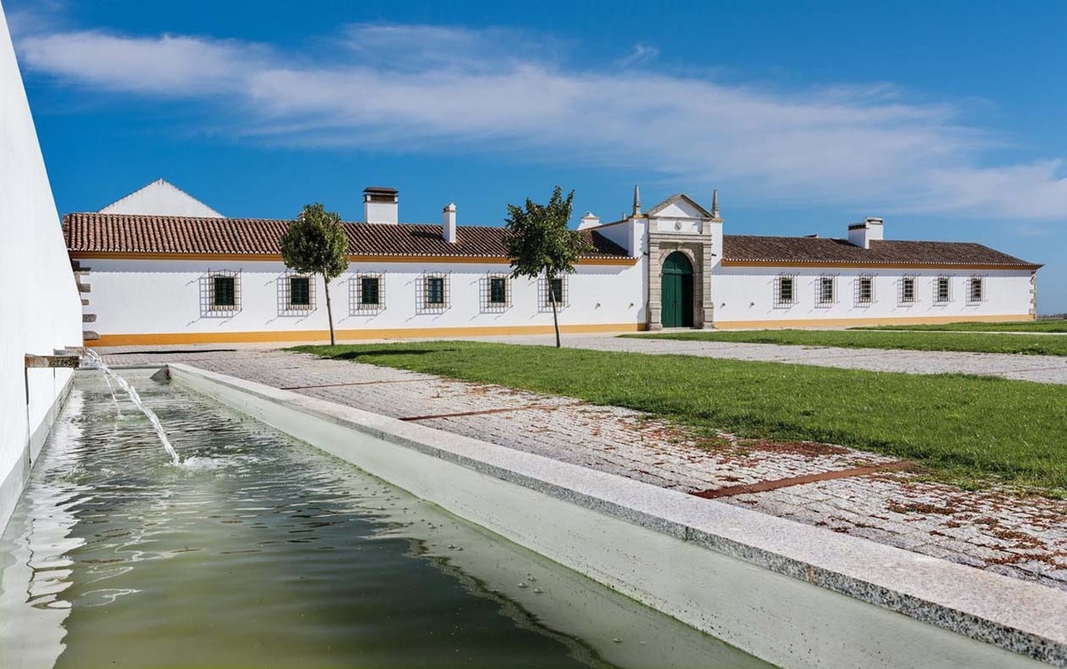 Vinhos do Alentejo; Adega; Cartuxa; Alentejo; Rota dos Vinhos; Vinhos; Fundação Eugénio de Almeida; EA; 