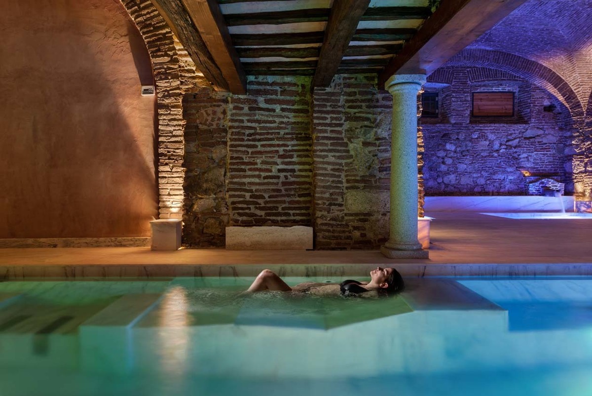 In acqua Veritas, banhos romanos, Évora SPA, piscina interior, Massagens