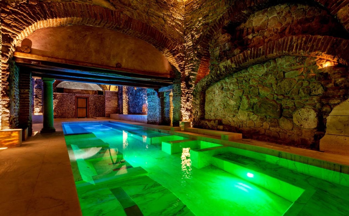 In acqua Veritas, banhos romanos, Évora SPA, piscina interior, Massagens