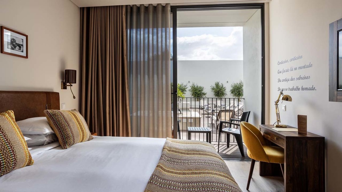 hotel, alentejo, évora, portugal, o cante, fotografia, profissional, hotelaria, bar, restaurante, piscina, pequeno almoço, drone, cortiça, tradicional, decoração