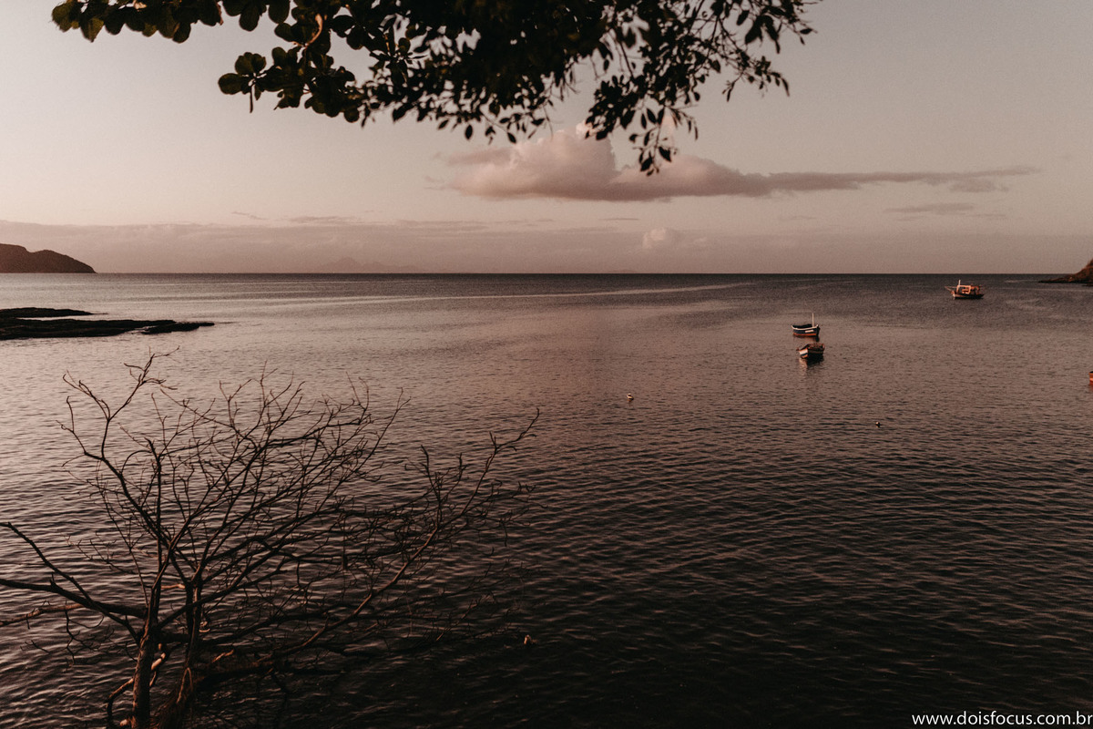 Casamento em Búzios -  RJ | Praia da Tartaruga | Ana e Bernardo.