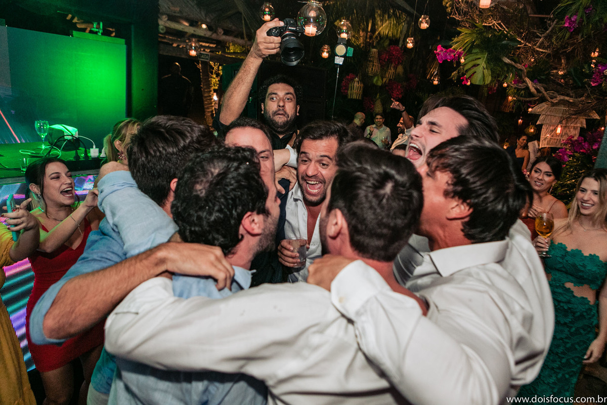 Casamento em Búzios -  RJ | Praia da Tartaruga | Ana e Bernardo.