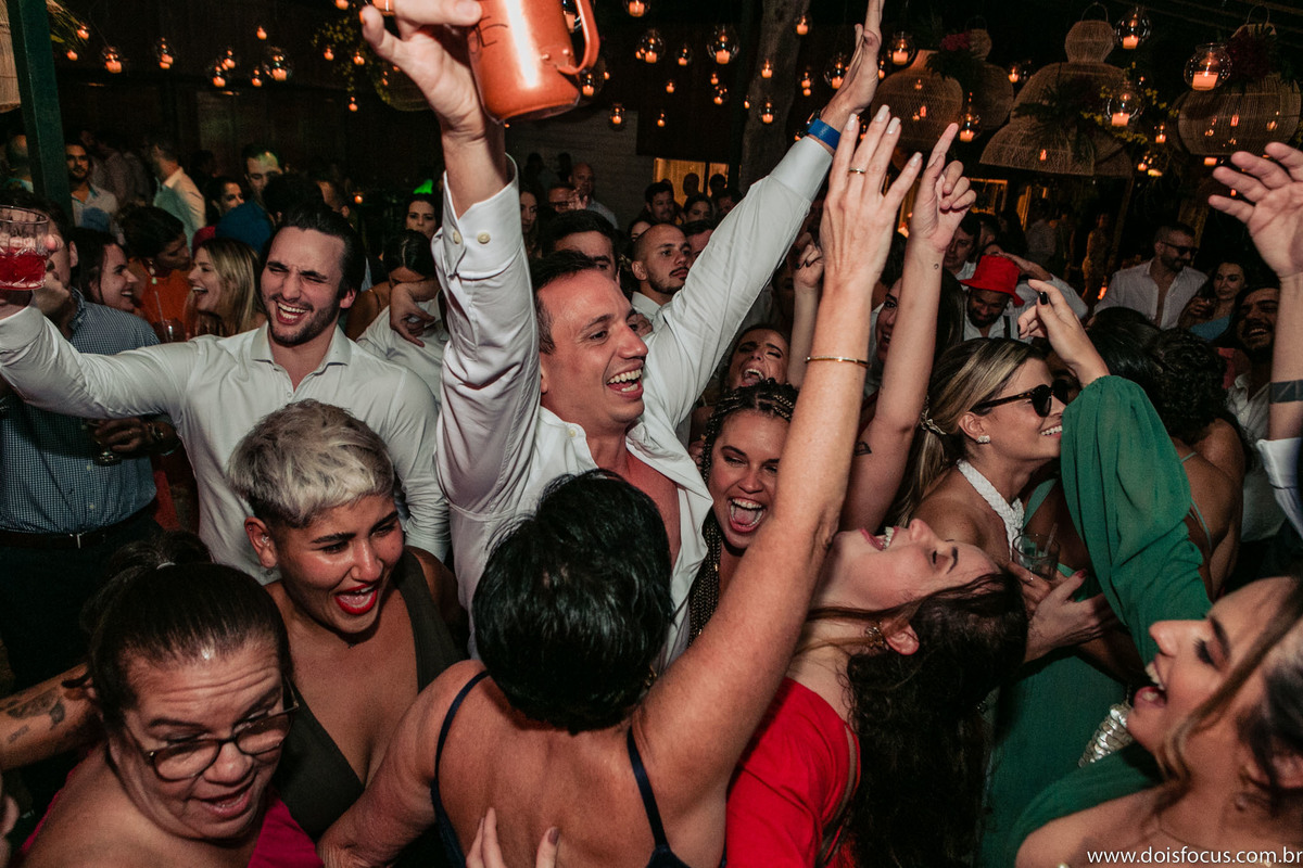 Casamento em Búzios -  RJ | Praia da Tartaruga | Ana e Bernardo.