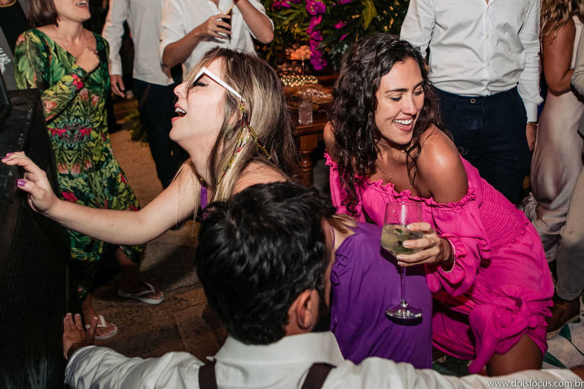Casamento em Búzios -  RJ | Praia da Tartaruga | Ana e Bernardo.