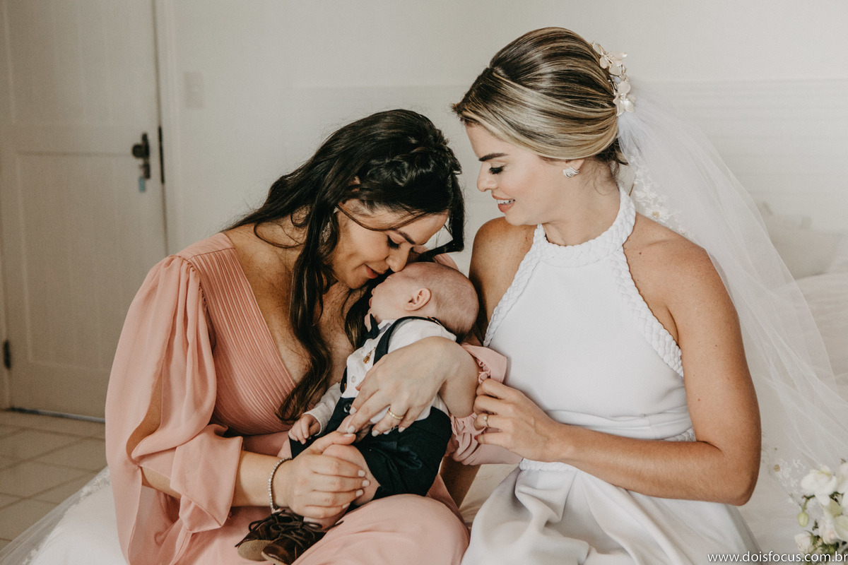 Casamento em Búzios -  RJ | Praia da Tartaruga | Ana e Bernardo.