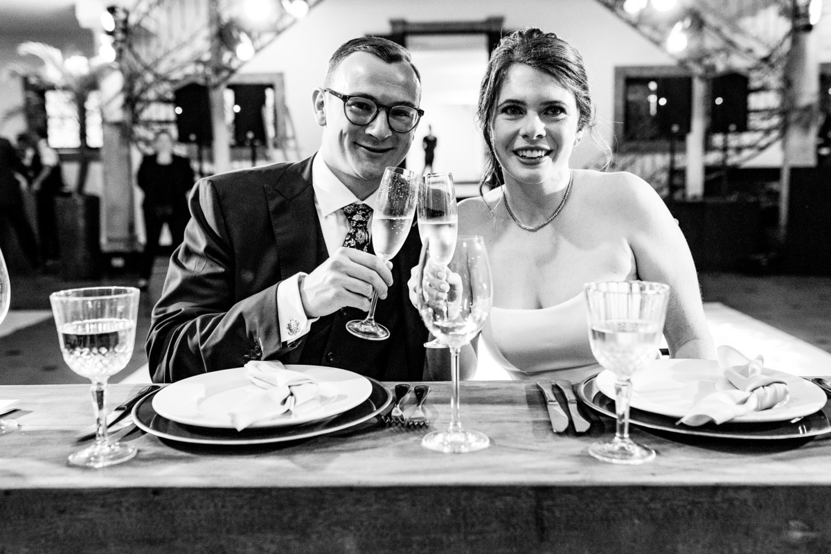 Casamento ao ar livre na Villa Riso | Tati e  Tyler | Fotografia de Casamento - RJ. Mais um Lindo casamento, e olha que ao longo desses anos já fotografamos mais de 300 casamentos, somos os fotógrafos de casamento mais abençoados do Rio de Janeiro.