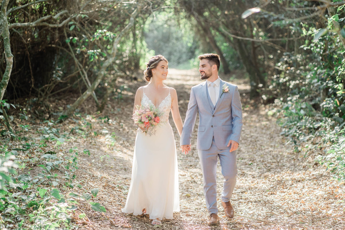 Rio de Janeiro - Casamento ao ar livre | Bianca e Felipe | Grumari Beach Garden