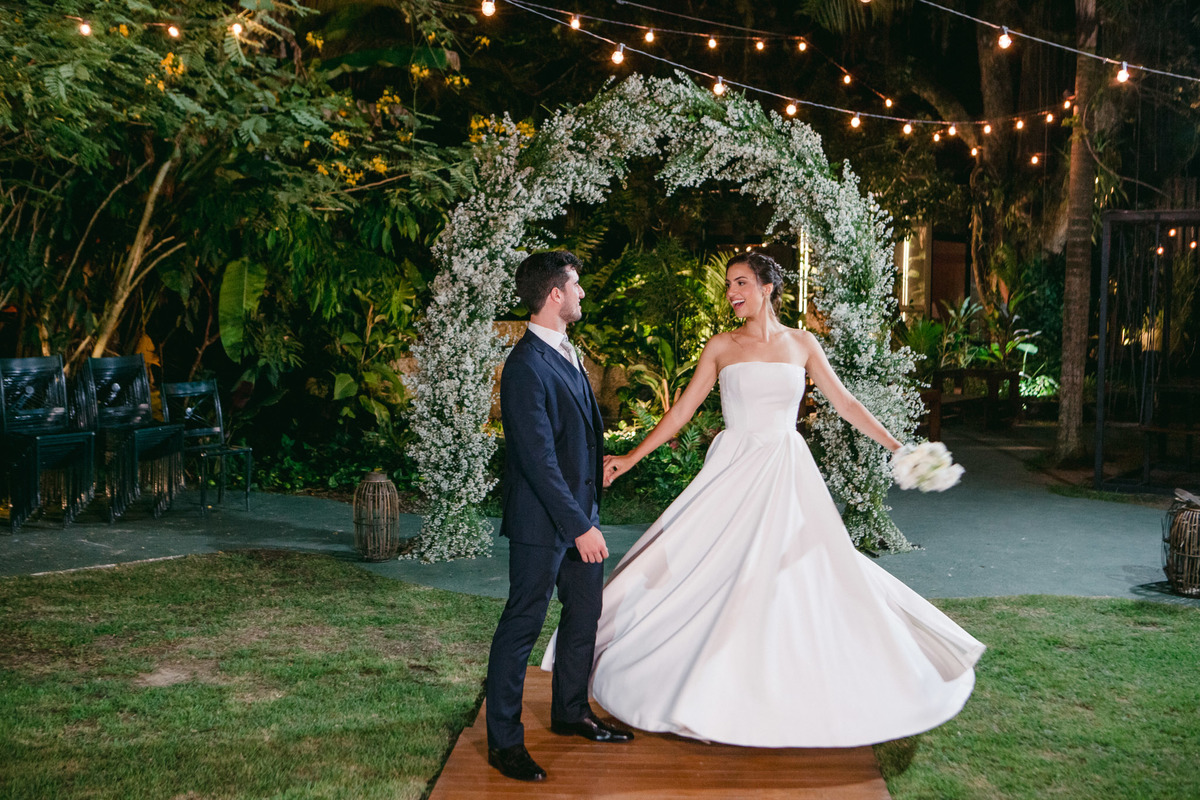 Caroline e Willian |Casamento ao ar livre | Espaço Ser | Fotografia de casamento RJ | Dois Focus