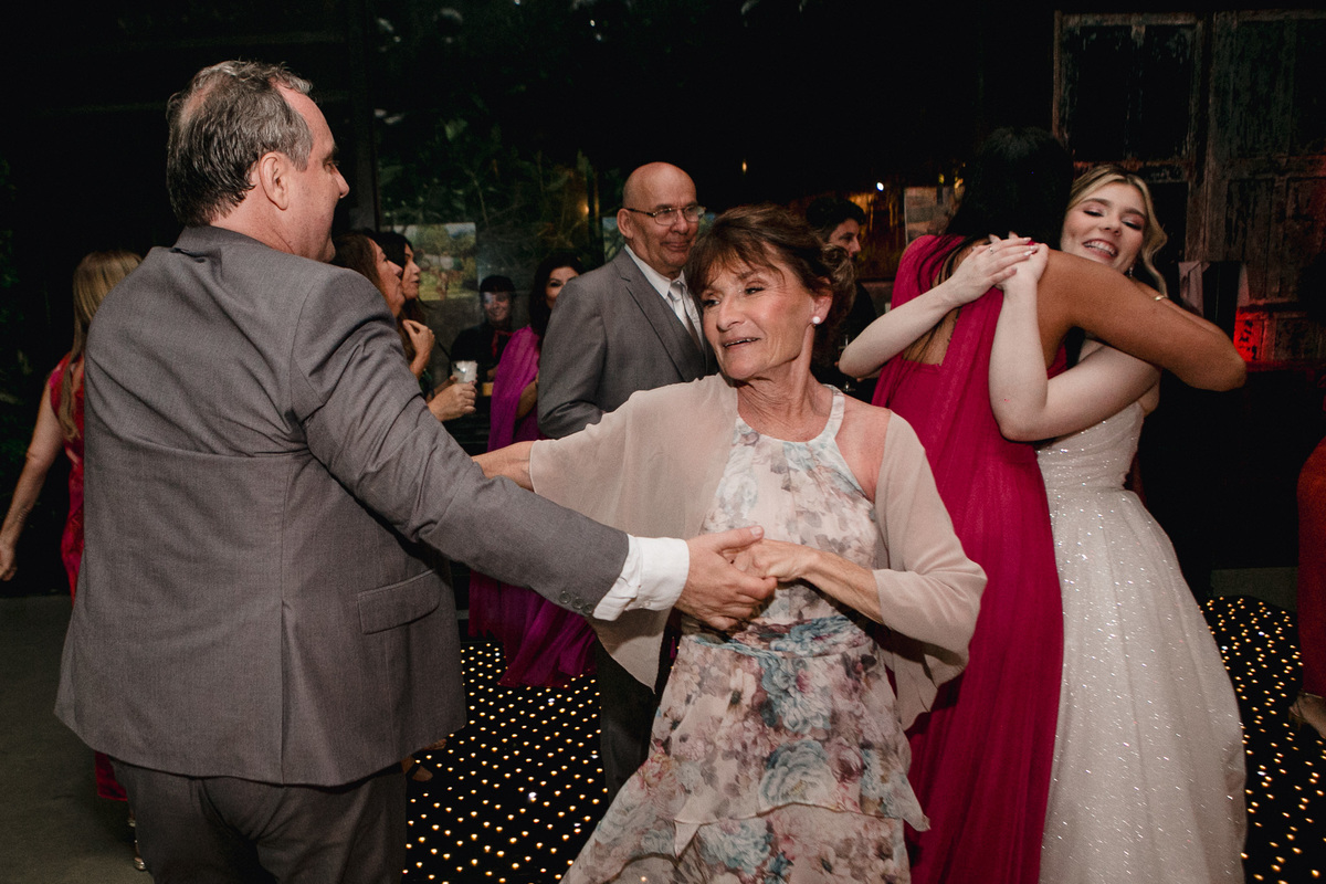 Casamento ao ar livre | Maria e Braden | Dois Focus Fotografia de Casamento | Fotógrafo de casamento RJ