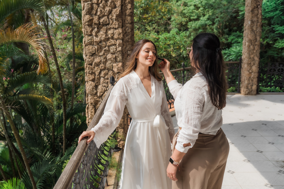 noiva-amiga-preparacao-casamento-maison-cascade.jpg