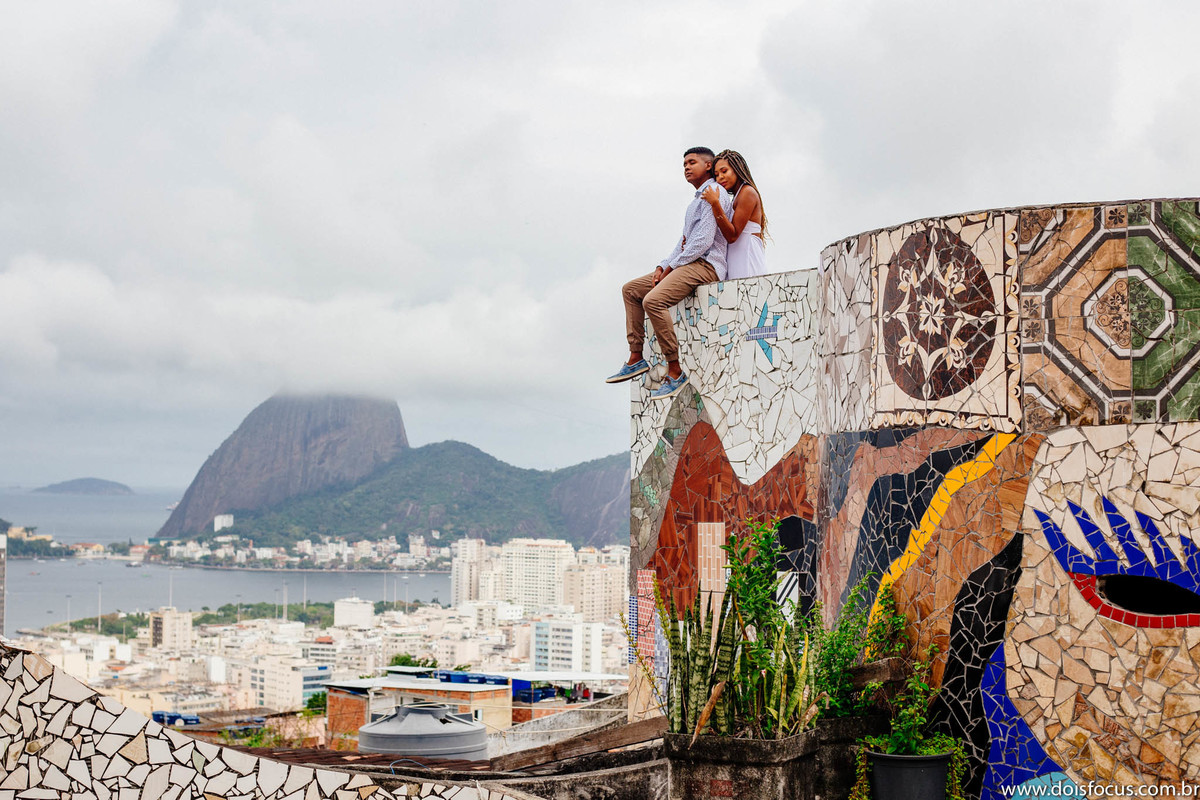 Fotografia  RJ - Préwedding - pão de açúcar - Fotógrafo de Casamento -  Ensaio Daiene e Jorge - Dois Focus Fotografia de Casamento - The maze rio - Ensaio pré casamento - Ensaio casal - Fotografia de casamento RJ - Ensaio de noivos. 