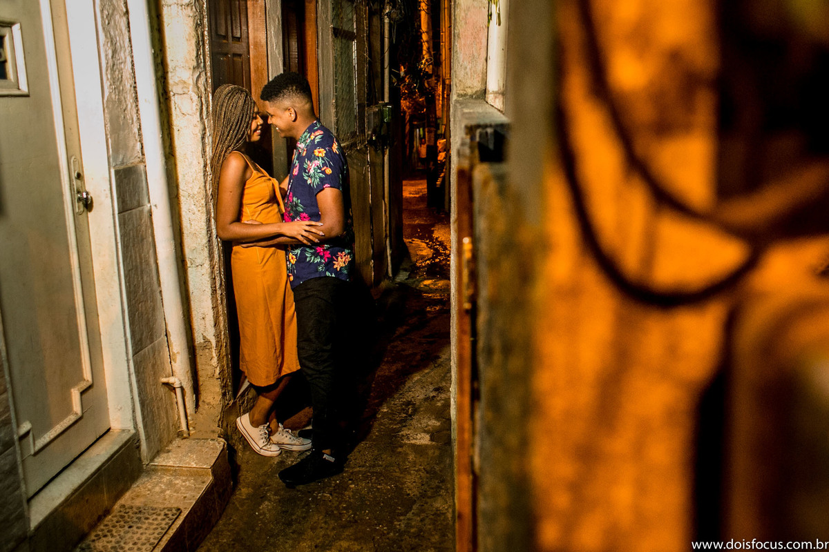 Fotografia  RJ - Préwedding - Ensaio no  Centro Rio de Janeiro - Fotógrafo de Casamento -  Ensaio Daiene e Jorge - Dois Focus Fotografia de Casamento - The maze rio - Ensaio pré casamento - Ensaio casal - Fotografia de casamento RJ - Ensaio de noivos.