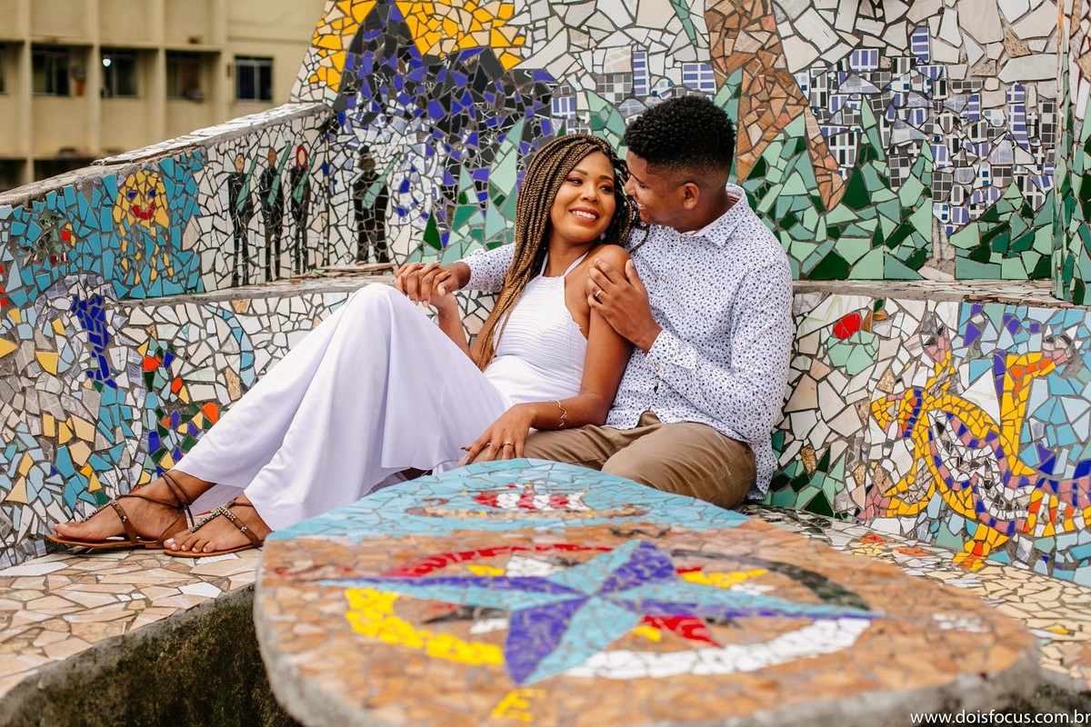 Fotografia  RJ - Préwedding - Ensaio no  Centro Rio de Janeiro - Fotógrafo de Casamento -  Ensaio Daiene e Jorge - Dois Focus Fotografia de Casamento - The maze rio - Comunidade Tavares Bastos - Ensaio pré casamento - Ensaio casal.