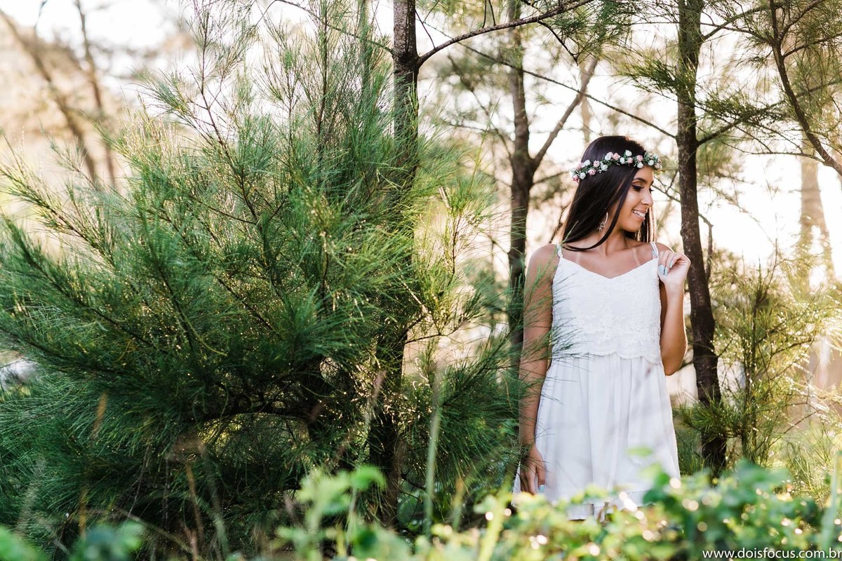 Ensaio 15 anos em Grumari - ensaio debutante na prafia - fotografia de 15 anos.