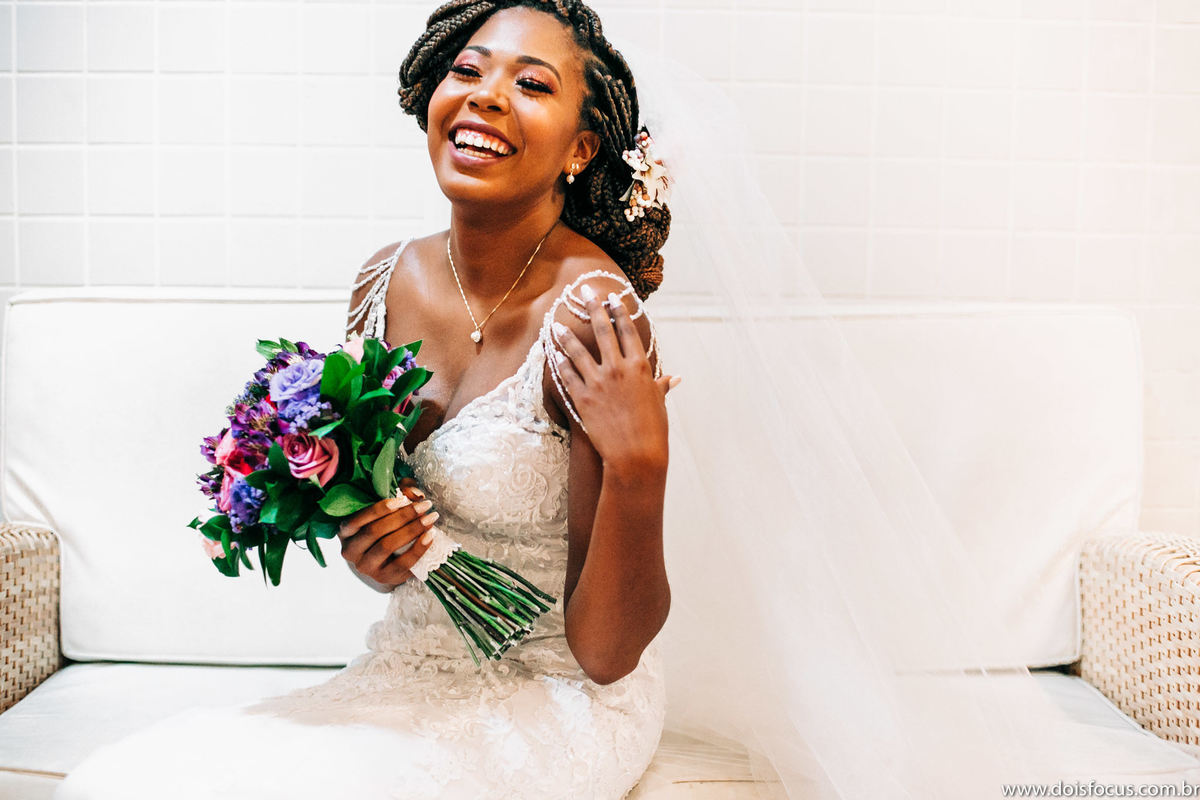 retrato da noiva antes do casamento - Making of da noiva com amigos e familiares 